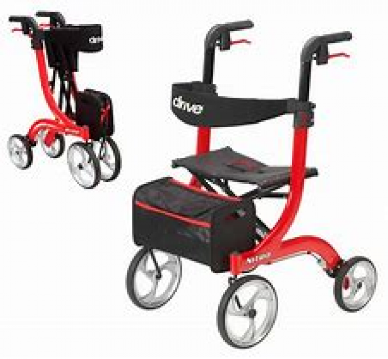 ROLLATOR WALKER